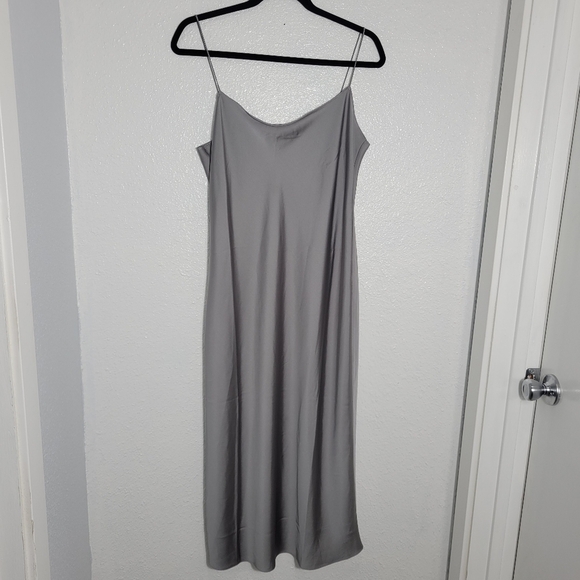 J Crew Gwyneth slip dress in luster charmeuse - Picture 3 of 6